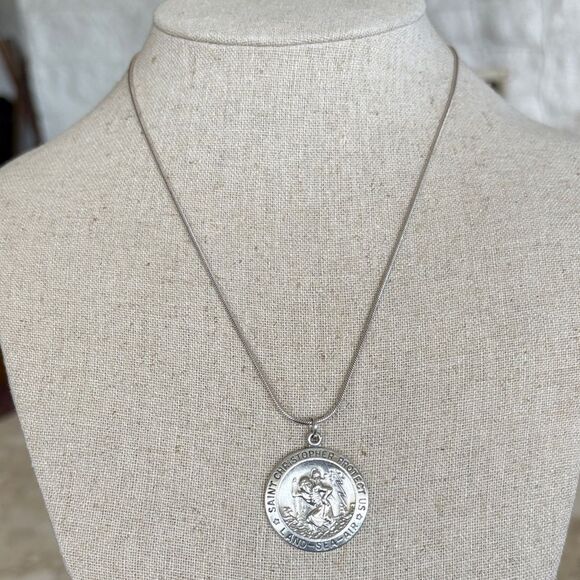 Rare Vintage Theda Sterling Silver St. Christopher Medal & Chain Unisex - Picture 2 of 11